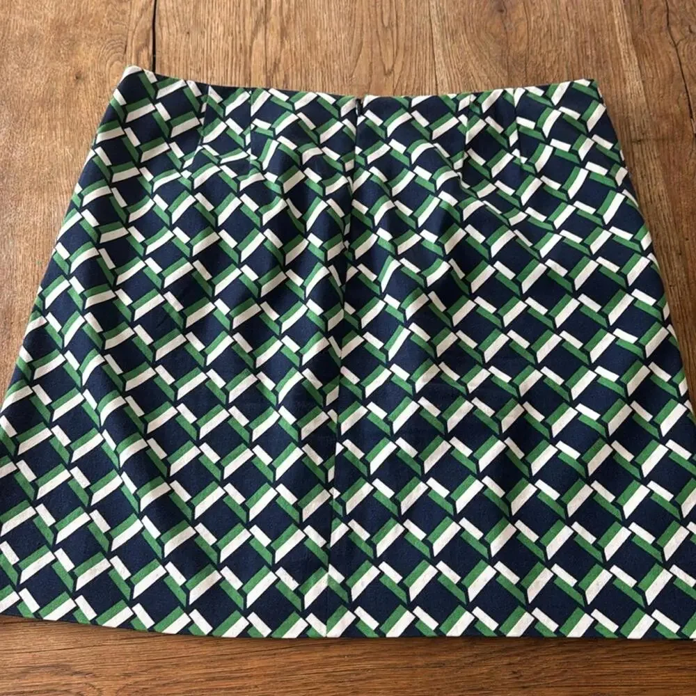 LORD AND TAYLOR SKIRT
